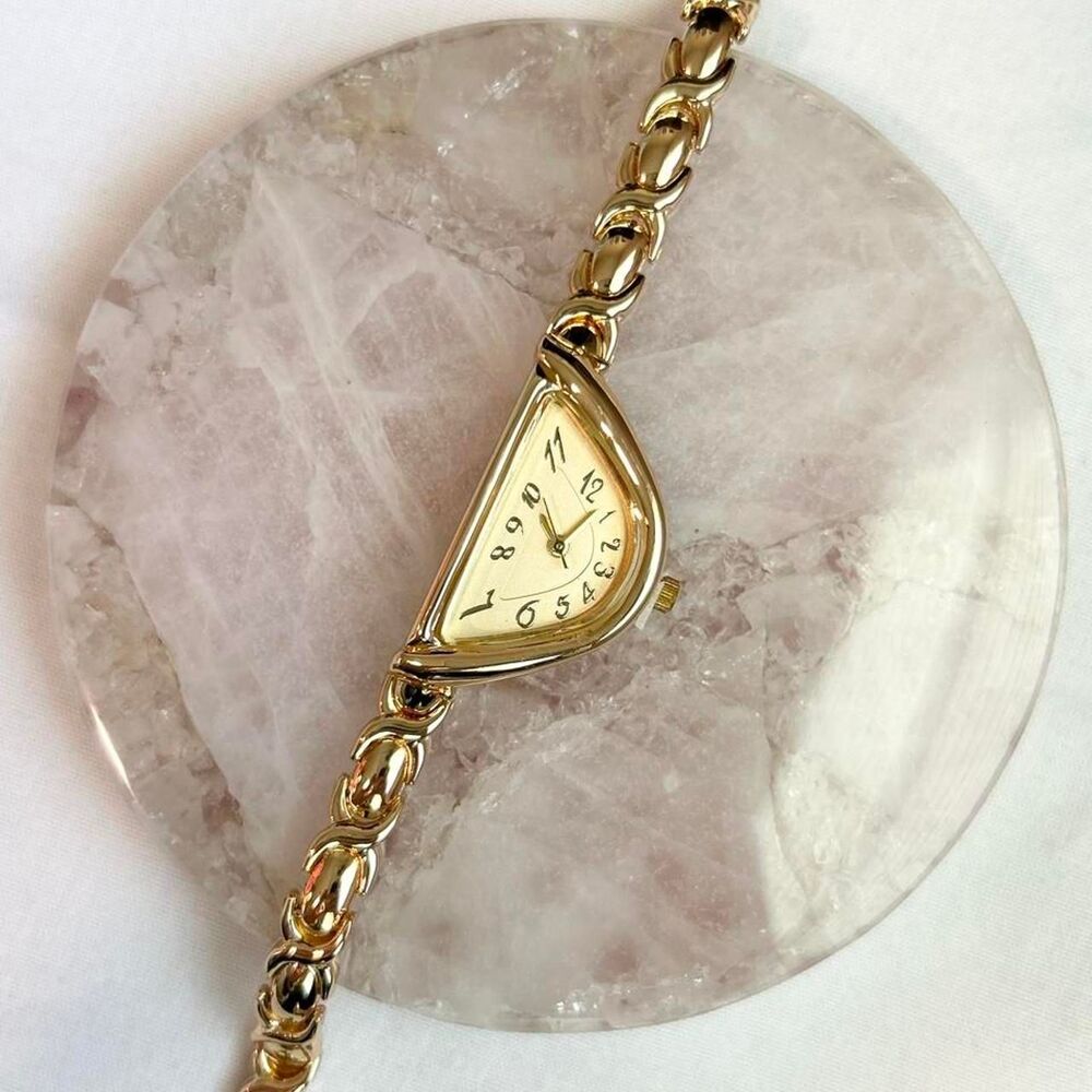 Vintage Inspired Luxury Gold Tone Watch